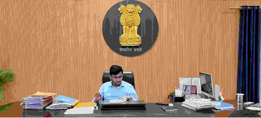 जिलाधिकारी ने मुजफ्फरपुर के पंचायत शाखा का किया निरीक्षण